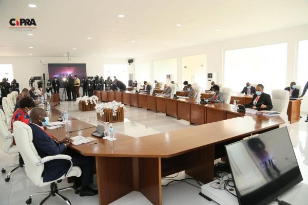 Reunião com o Governo Provincial do Bengo